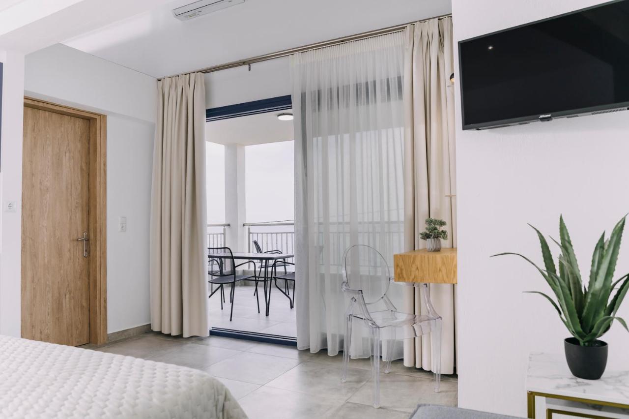 Blue Stone Luxury Suites Ліменарія Екстер'єр фото