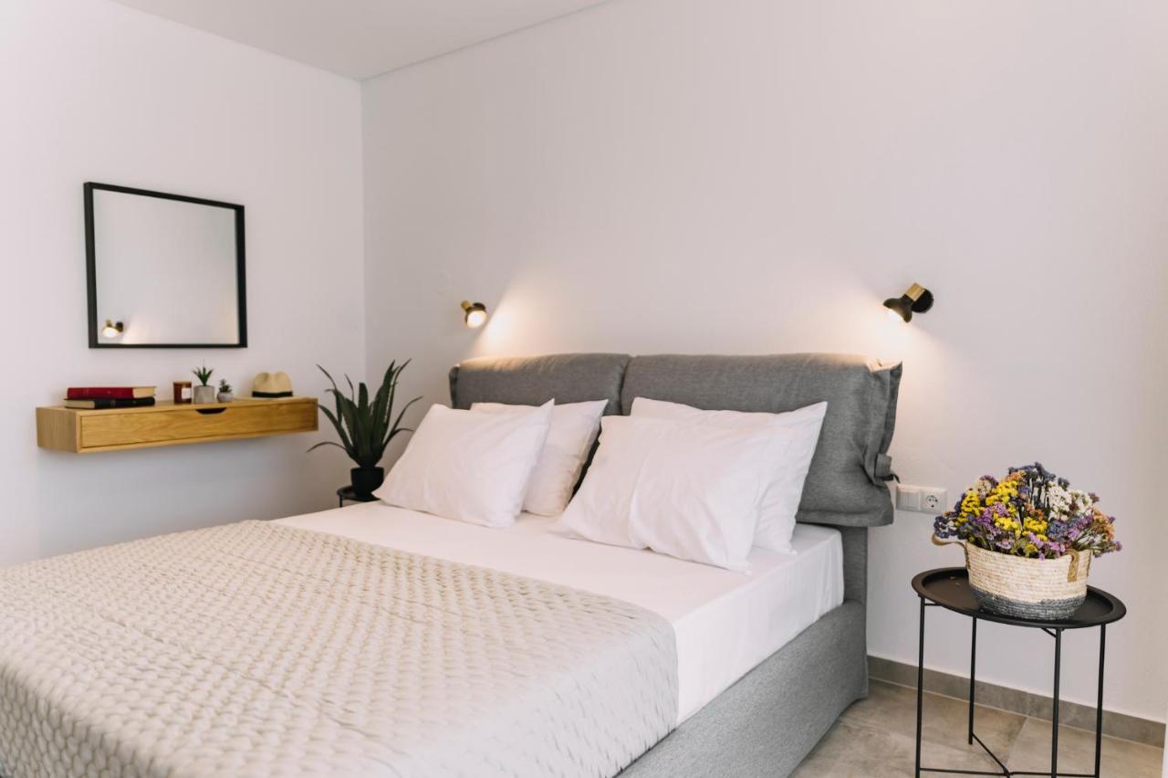Blue Stone Luxury Suites Ліменарія Екстер'єр фото