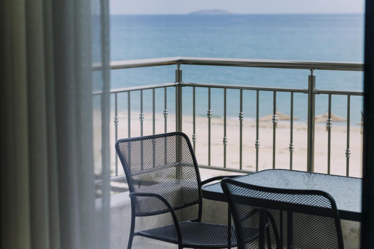 Blue Stone Luxury Suites Ліменарія Екстер'єр фото