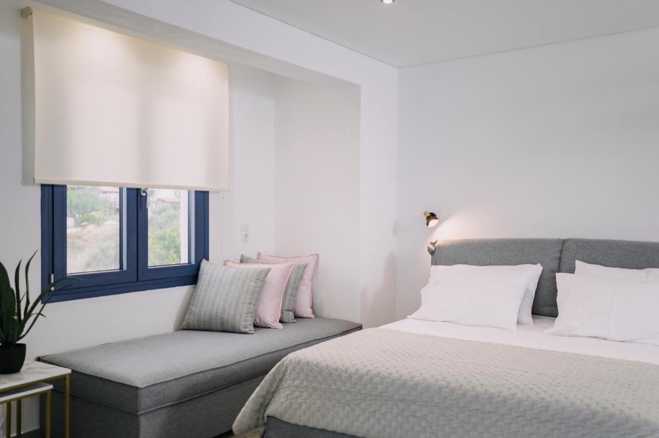 Blue Stone Luxury Suites Ліменарія Екстер'єр фото