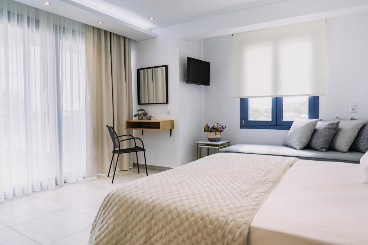 Blue Stone Luxury Suites Ліменарія Екстер'єр фото