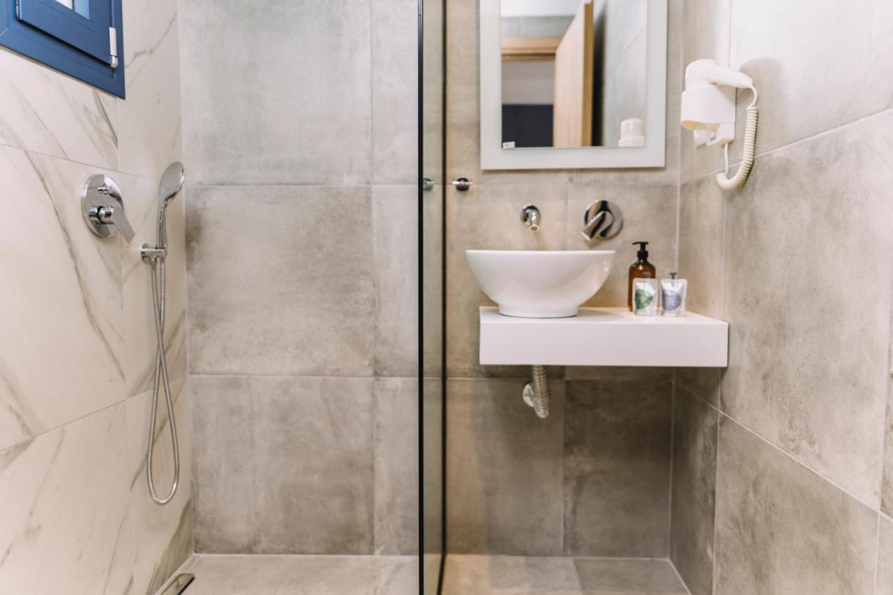 Blue Stone Luxury Suites Ліменарія Екстер'єр фото